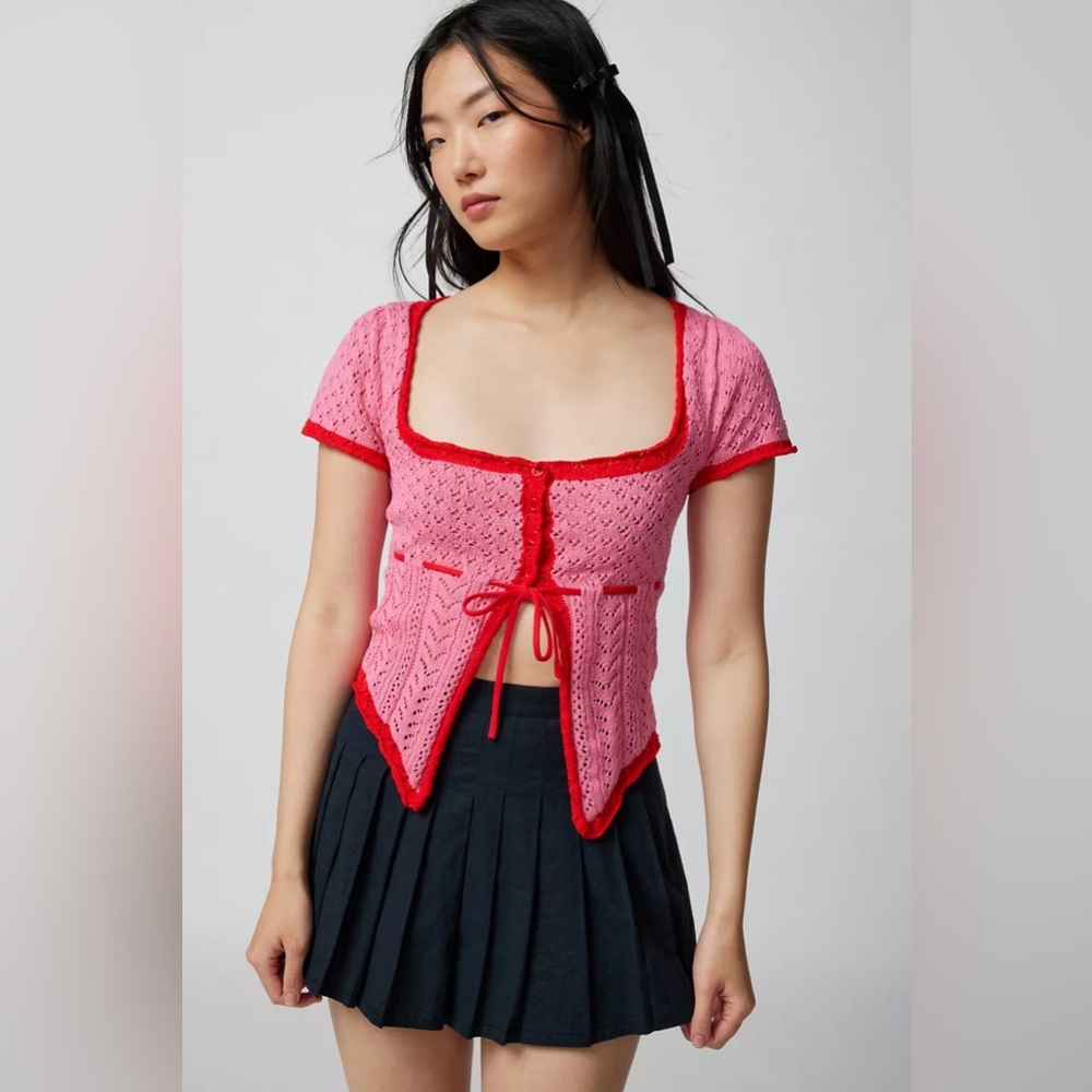 UO Gabriella Babydoll Flyaway Sweater Top